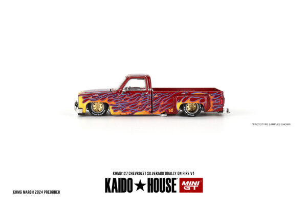 Mini GT Kaido House - 127 Chevrolet Silverado Dually on Fire V1 Red - obrazek 2