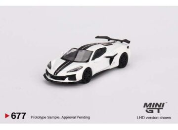 Mini GT - 677 Chevrolet Corvette Z06 2023 Arctic White