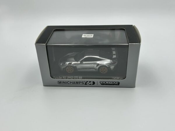 TARMAC WORKS - Porsche 911 (992) GT3 RS Silver Metallic - obrazek 2