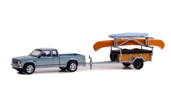 GreenLight - 1988 GMC S-15 Sierra with Canoe Trailer with Canoe Rack Canoe and Kayak *Hitch & Tow Series 25*