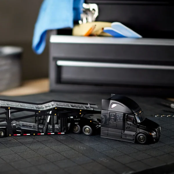 Hot Wheels - Elite 64 Freightliner Cascadia - obrazek 7