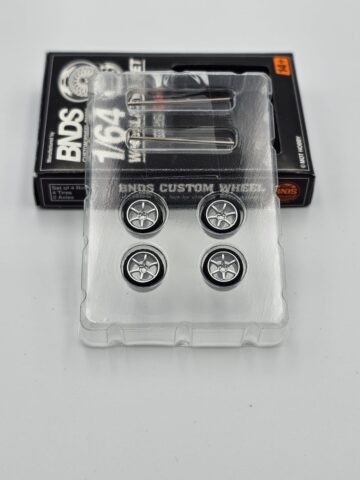 BC26401S-WH Wheels & tires
