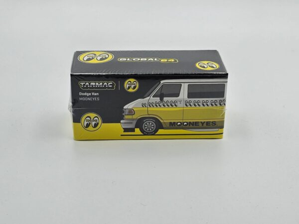 Tarmac Works - Dodge Van Mooneyes - obrazek 3