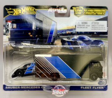 Hot Wheels Team Transport - SAUBER-MERCEDES C9/FLEET FLYER