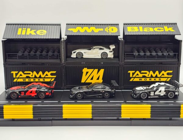Tarmac Works - Mercedes Benz AMG GT3 Box Set Diorama - obrazek 5