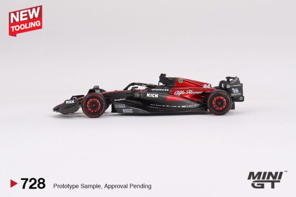 Mini GT - 728 Alfa Romeo C43 #24 Zhou Guanyu 2023 F1 2023 Australian GP - obrazek 3