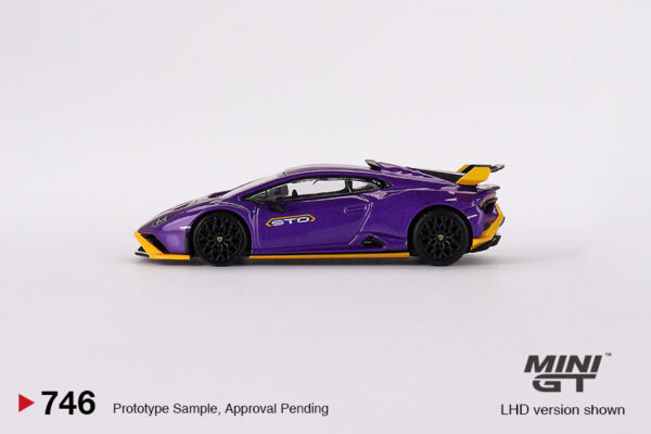 Mini GT - 746 Lamborghini Huracán STO Viola Pasifae - obrazek 2