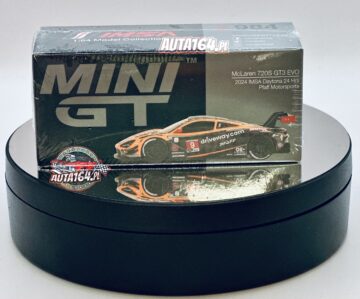 Mini GT - 984 MCLAREN 720S GT3 EVO (MGT00984-L)