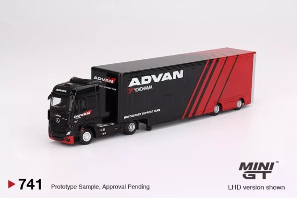 Mini GT - 741 Mijo Exclusive ADVAN Mercedes-Benz Actros w/Racing Transporter Truck