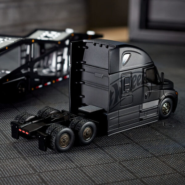 Hot Wheels - Elite 64 Freightliner Cascadia - obrazek 10